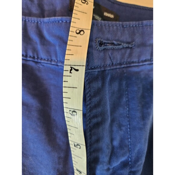 Khakis By GAP Blue.  3” Inseam Classic Fit, Stretch, Sits Below Waist - Picture 5 of 9